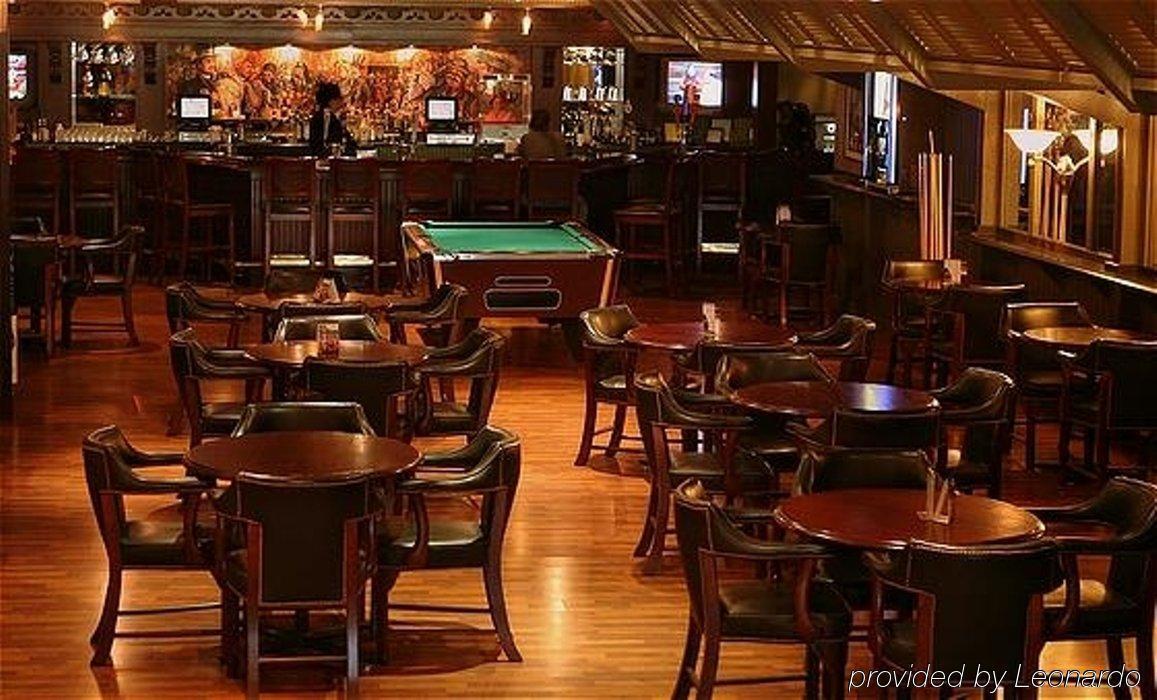 Hotel Ramada By Wyndham Uniontown Restaurante foto