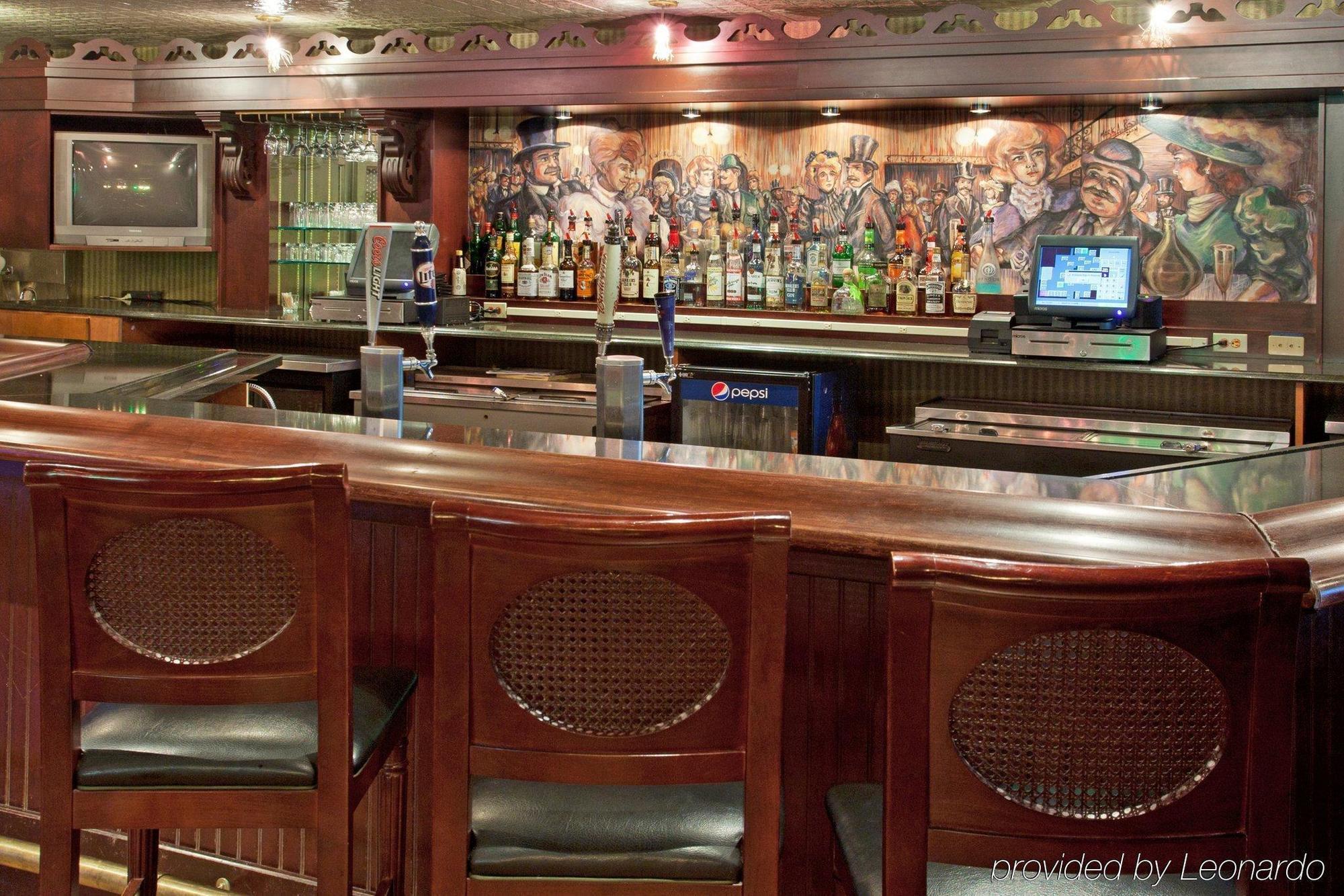 Hotel Ramada By Wyndham Uniontown Restaurante foto