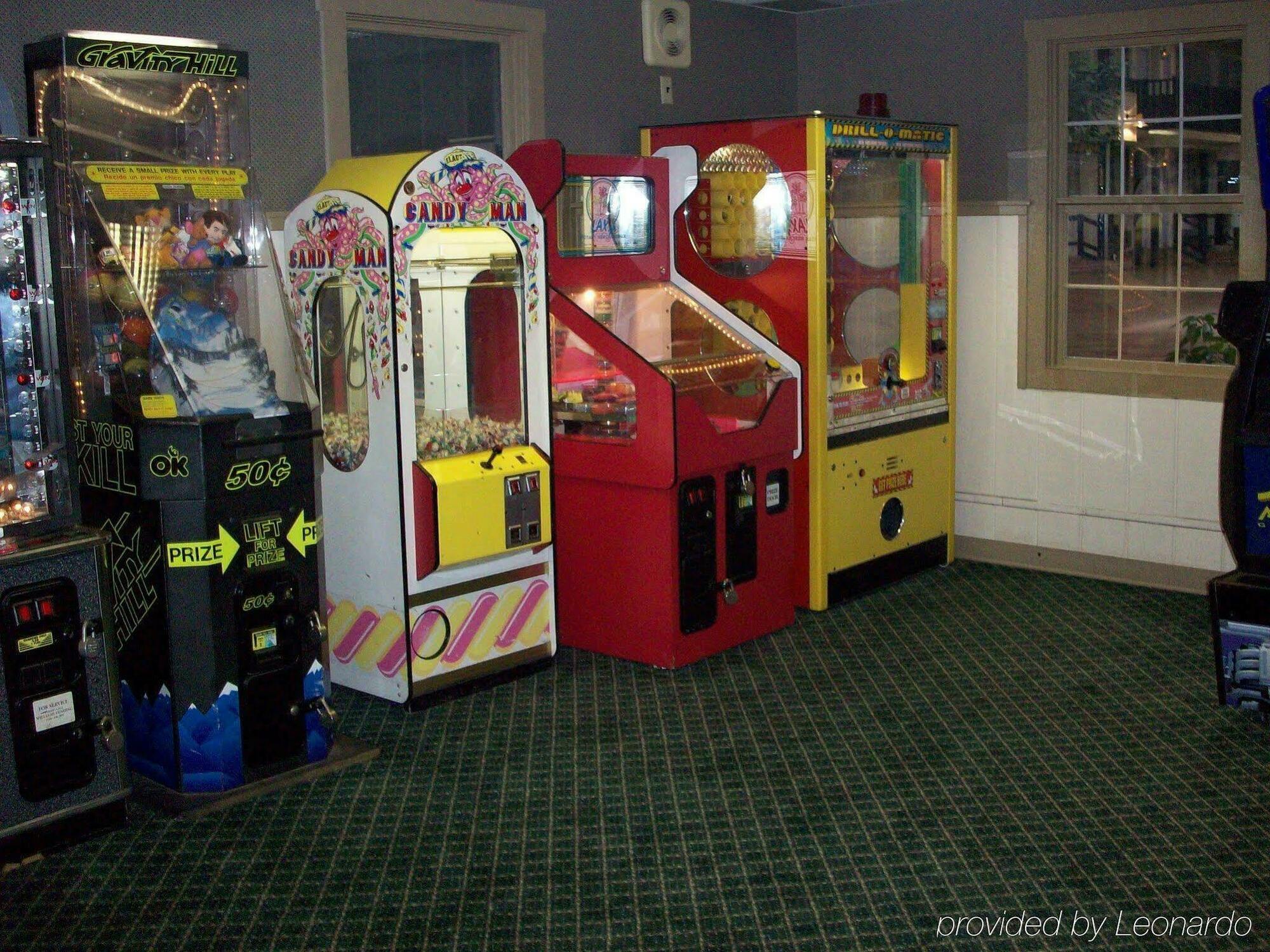 Hotel Ramada By Wyndham Uniontown Facilidades foto